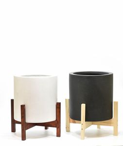 Juego de 2 Macetas Minimalistas de Metal con Soporte de Madera en Blanco y Negro para Uso en Interiores - Product Image 5