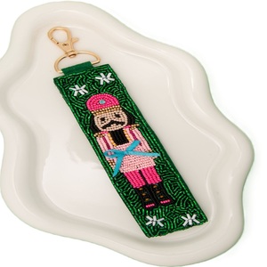 Llavero de bordado con cuentas de semillas de colores, hecho a mano, personalizado, ideal para regalo - Product Image 1