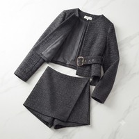 Ensemble décontracté 2 pièces en tweed pour femme avec short, ceinture, blazer élégant, col rond, manches longues, effet froissé, longueur genou, couleur unie, coupe droite, collection automne