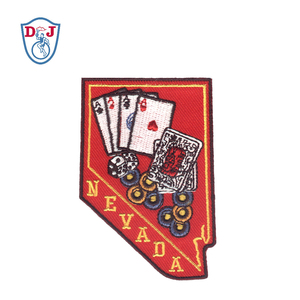 Écussons brodés personnalisés, design de broderie pour souvenirs, garnitures et accessoires - Product Image 2