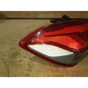 Feu arrière gauche d'occasion OEM pour Hyundai i30 2016-2020, référence 92401G3100 - Product Image 4