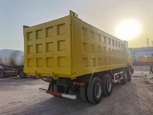 Left Hand Drive Prime Mover 6x4 Tractor Truck Diesel <b>Heavy</b> <b>Duty</b> Head For Global Supply <b>Chain</b> Logistics And Road Freight - Product Image 3