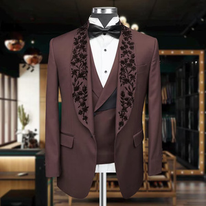 Costume de smoking brodé en vison pour homme, revers châle floral, ensemble blazer pour mariage et soirée, tenue de cérémonie personnalisée - Product Image 1