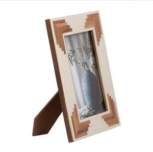 Marco de Fotos con Diseño de Rayas de Resina y Madera, Tamaño Personalizado, para Colgar en la Pared o Apoyar sobre la Mesa, al Mejor Precio de Fábrica - Product Image 1