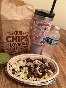 Nouvelles coupelles à salade jetables avec couvercle pour la restauration collective et les aires de restauration, coupelles à burritos de 18 oz avec couvercle transparent pour les salades de café - Product Image 1