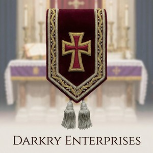 Écharpe de Maître Maçon en Velours Rouge avec Broderie à la Main en Fil d'Or Personnalisé, Emblème Croix et Pompons Argentés – Régalia Maçonnique - Product Image 6