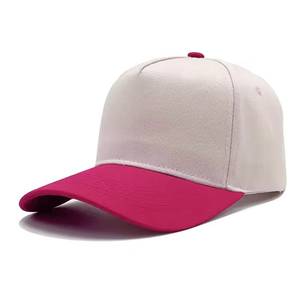 Gorra Golden Crest para Hombre – Accesorio de Moda con Bordado Elegante - Product Image 2