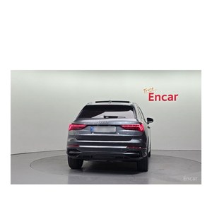 Audi Q3 35 TDI Premium 2023, 14,806 km, Diésel, Asientos de Cuero, Volante a la Izquierda, Cámara Trasera - Product Image 4