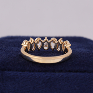 แหวนแต่งงานเพชรทรงลูกแพร์เพาะเลี้ยง 2 กะรัต ทอง 14K แบบกึ่งรอบวง - Product Image 4
