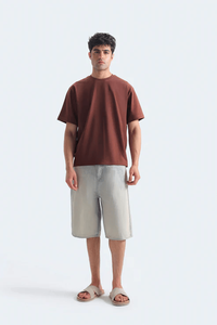 เสื้อยืดคอกลมแบบพื้นฐาน - Product Image 1