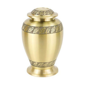 Urna Funeraria de Latón de Gran Peso con Detalles Grabados, Estilo Europeo/Americano, para Mascotas, Venta al Por Mayor - Product Image 5