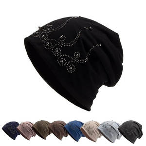Bonnet en tricot chic orné de pierres scintillantes, logo personnalisé imprimé, bonnet élégant orné de cristaux, bonnet d'hiver confortable - Product Image 6