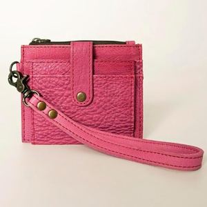 Custom Made Antique Leather Finish <b>Wallets</b> and Credit Card <b>Holders</b> Available in a Huge Assortment of Styles Ideal for Resale - Product Image 1