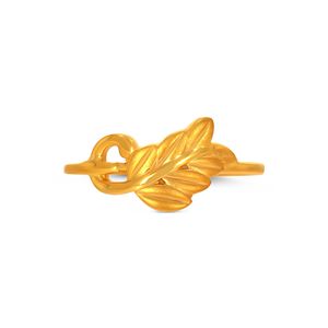 Anillo de Hoja Dorada, Delicado Anillo con Motivo de Hoja Dorada, Regalo de Aniversario Perfecto para Ella, Hecho a Mano por Artesanos, Oro de 22K, Inspirado en la Naturaleza - Product Image 3