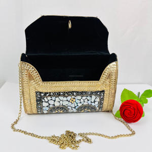 Bolso de Mano Tipo Clutch de Aluminio Chapado en Oro, Estilo Vintage, Mosaico Antiguo, Hecho a Mano, Pulido, con Piedras Decorativas, Moderno y Elegante - Product Image 1