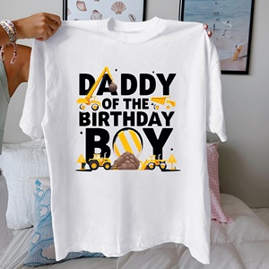 Camiseta cómoda de algodón puro para mujer con tema de construcción de Daddy Birthday Boy - Product Image 1