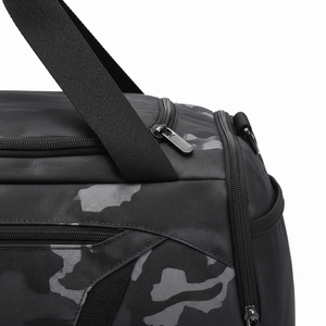 Nouveaux sacs de sport à grande capacité avec logo personnalisé en vente, sacs de sport imperméables pour hommes et femmes - Product Image 5