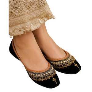 Flats Shoes for Women All Seasons Solid Color Comfortable Breathable Indian Punjabi Style Khussa Pumps For Women - Product Image 1