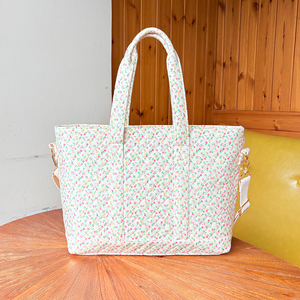 Factory Low MOQ Custom Popular <b>Large</b> Capacity Waterproof Ladies Hand <b>Bag</b> Quilting Seam Handbag Women's Tote <b>Bag</b> - Product Image 1
