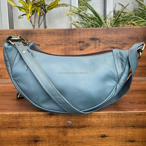 2024 nueva colección diseñador de tendencias bolso cruzado de cuero reciclado bolso de hombro de media luna de cuero colorido de moda para mujer - Product Image 2