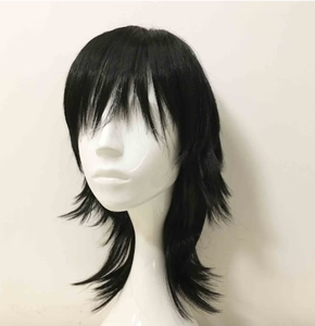 Perruque synthétique noire premium à couches, sans colle, fabriquée à la machine, haute densité, courte, pour cosplay et anime - Product Image 6