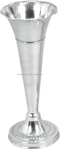 High Standard Shining Finished Traditional Aluminum <b>Vase</b> for Indoor & Outdoor Decorative Metal <b>Vases</b> from Indian Supplier - Product Image 6