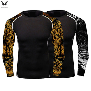 Workout Wear Latest Style Breathable Product Hand Made In Custom Color Contrast <b>Men</b> Wear Quick-Dry Adult Sports Rash Guard Top - Product Image 2