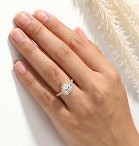 Bague demi-éternité Art Déco en or massif 10K 14K 18K avec halo de diamants de laboratoire ronds en forme de cœur, certifiée IGI, couleur DEF, clarté VS VVS, vente en gros - Product Image 6