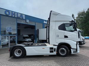 NOUVEAU 2025 IVECO S-WAY Transmission Automatique 499ch CARBURANT : Diesel Euro6 CONDUITE À GAUCHE - Product Image 3