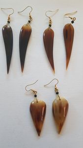 Boucles d'oreilles de luxe faites à la main en corne véritable de buffle, bijoux de mode légers et élégants, boucles d'oreilles statement - Product Image 2