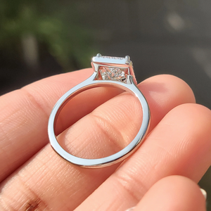 Bague de fiançailles en diamant de laboratoire taille princesse, design cathédrale, or massif 14 carats, cadeau pour femme pour mariage, fête ou demande en mariage - Product Image 6