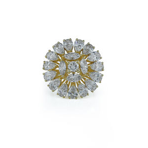 Anillo de oro amarillo de 10 quilates con diamante de laboratorio para bodas, compromisos y ocasiones especiales, anillos de moda. - Product Image 1