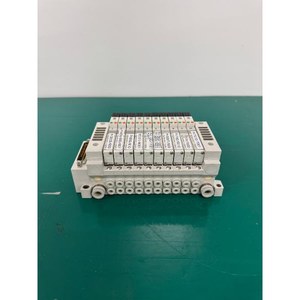 Collecteur de vannes solénoïdes SMC (VQ1200NY-5-X35 * 10EA) VV5Q11-10-DAI00264, collecteur de vannes solénoïdes d'occasion, Legacy Semiconductor - Product Image 4
