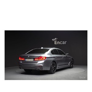 BMW Serie 5 520d XDrive M Sport Plus Abril 2018 66.442 km Diésel Automático Volante a la Izquierda Emisión Euro V Asientos de Cuero Traseros - Product Image 2