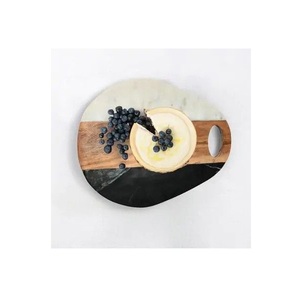 Planche à découper en marbre et bois, ovale, double matériau, résistante au lave-vaisselle, plateau de service à fromage avec trou de suspension pour usage domestique et hôtelier de luxe - Product Image 5