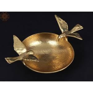 Bol en laiton fait à la main de 9 pouces avec des oiseaux pour la décoration intérieure et les cadeaux Article fabriqué en Inde - Product Image 4