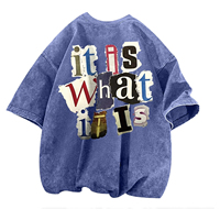 Camiseta Oversize de Hombre con Estampado 'It Is What It Is', Manga Corta, Cuello Redondo, Estilo Casual Urbano, Algodón Lavado, Diseño de Letras en la Espalda
