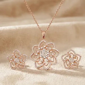 Ensemble de bijoux de mariage de luxe en argent sterling 925 plaqué or avec zircon cubique floral fin pour femme, cadeau d'anniversaire ou de fête - Product Image 5
