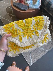 Bolso de Hombro de Lujo con Cuentas, Marca QUALITY ENTERPRISES 2026, Gran Venta, Hecho a Mano, con Cristales y Perlas Bordadas, Personalizable, para Bodas - Product Image 1
