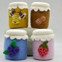 Pot à confiture en feutre de laine fait main avec une abeille mignonne sur le devant - Artisanat en feutre de laine doux et écologique