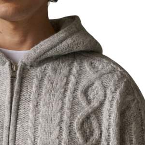 Sweat à capuche zippé gris en tricot torsadé avec design en tricot torsadé et capuche ajustable, idéal pour un confort et un style décontractés - Product Image 3