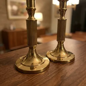 Juego de 2 Portavelas Dorados, Candelabros de Latón Vintage para Mesa de Comedor, Centro de Mesa Elegante para Decoración del Hogar y Bodas - Product Image 6