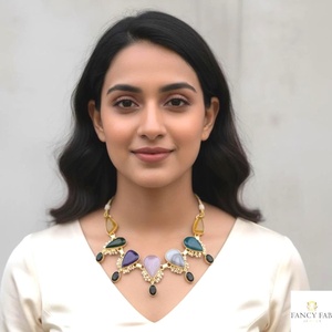 Ensemble collier et boucles d'oreilles multi-pierres, collier statement en or avec perles, boucles d'oreilles pendantes en onyx noir, bijoux pour demoiselles d'honneur - Product Image 2