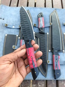 Juego de 5 Cuchillos de Chef Hechos a Mano de Acero de Damasco con Recubrimiento Negro, Ambidiestros y Ecológicos, con Funda de Cuero para Acampar al Aire Libre, Venta al Por Mayor - Product Image 5