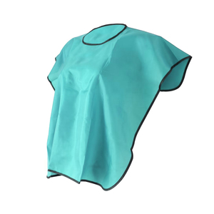 Cape de coiffure professionnelle turquoise en polyester, résistante à l'eau, pour salon de coiffure, coupe de cheveux, coloration, coiffage, réutilisable - Product Image 2