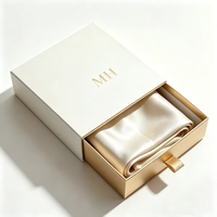 Boîte cadeau de luxe en papier avec logo personnalisé MH, couleur crème, champagne or, avec insert en satin