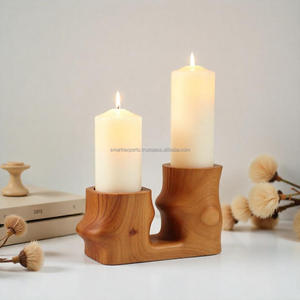 เชิงเทียนไม้อะคาเซียทำด้วยมือของตกแต่งแบบชนบทเป็นมิตรต่อสิ่งแวดล้อมสำหรับบ้านห้องนั่งเล่นงานแต่งงาน - Product Image 1