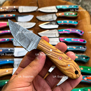 Couteaux de chasse en acier Damas de qualité industrielle, vente en gros, lame fixe, pour le camping, la survie et le bushcraft, directement de l'usine UA Supplies - Product Image 4