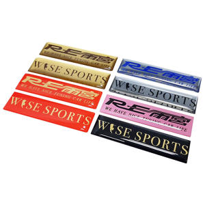 Calcomanía rectangular de resina epoxi 3D personalizada con cúpula de cristal y adhesivo para vehículos - Product Image 6