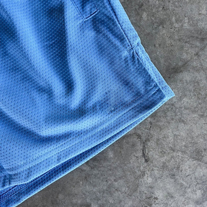Shorts de Muay Thai en maille OEM 2026 en gros, 100 % polyester, taille élastique, couleur unie, respirant, séchage rapide, imprimé, décontracté, pour la gym et la course à pied - Product Image 3